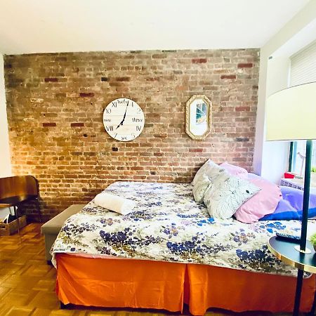 Times Square Manhattan - Private Room In 2 Bedroom Apartment New York Exterior foto